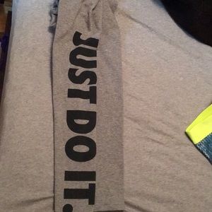 nike gym leggings